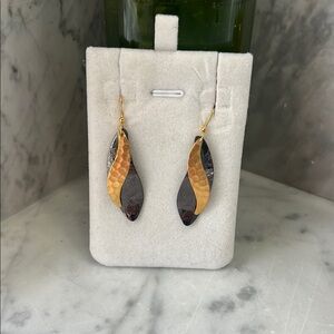 Elegant Gold and Black Hammered Earrings